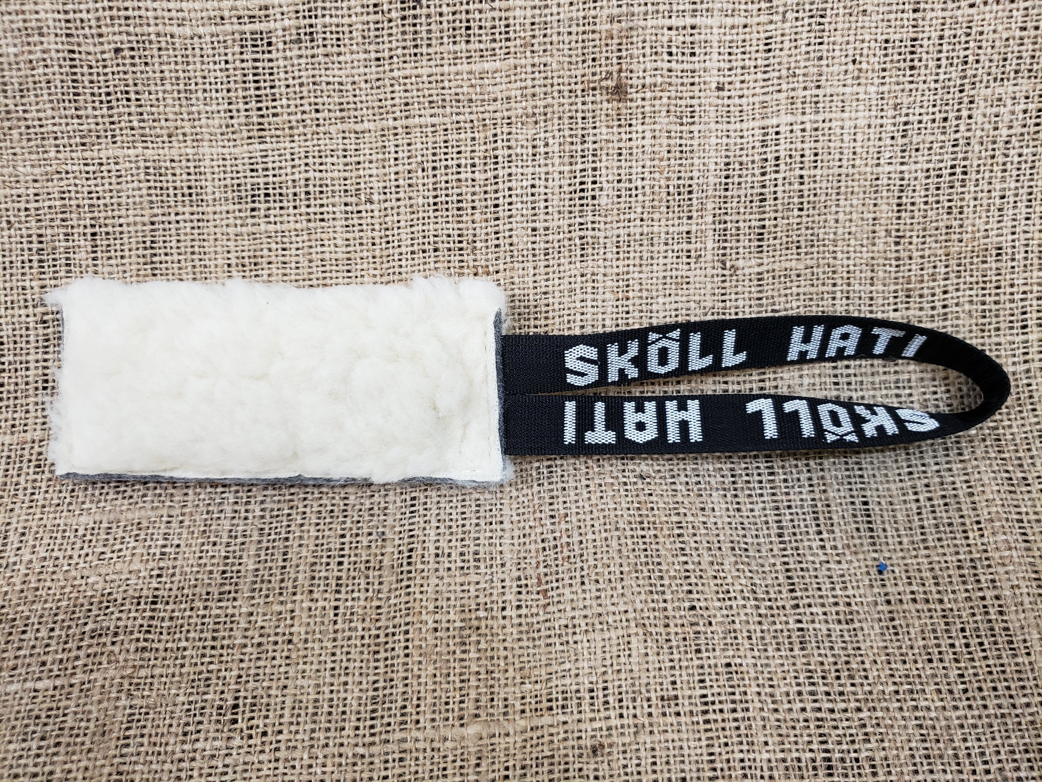 SKÖLLHATI PLUSH FLAT TUG 1 HANDLE 6¨